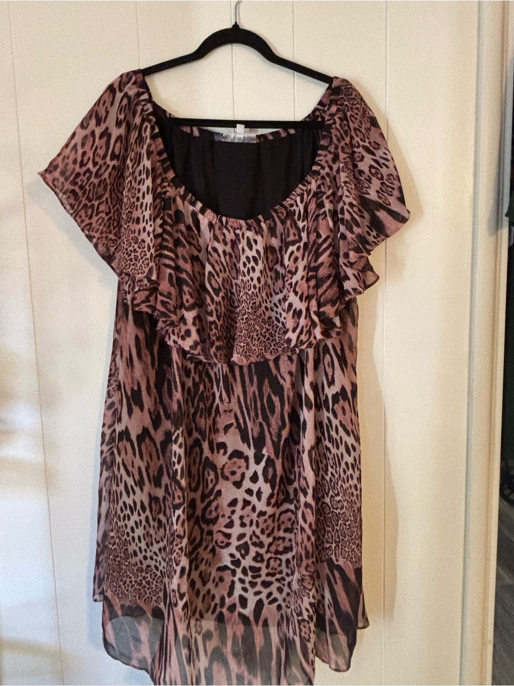 Jennifer Lopez Leopard Print Ruffle above knee Dress - Brown/hue of Pink